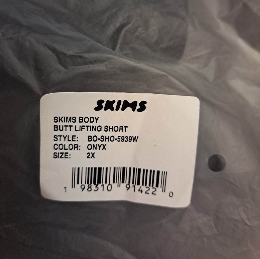 NWT SKIMS Ultimate Body Butt Enhancing Padded Shaper Shaping BBL Shorts ONYX 2XL - Picture 5 of 8